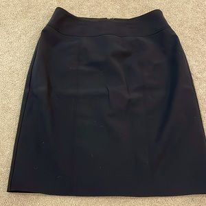 Black classic pencil skirt.